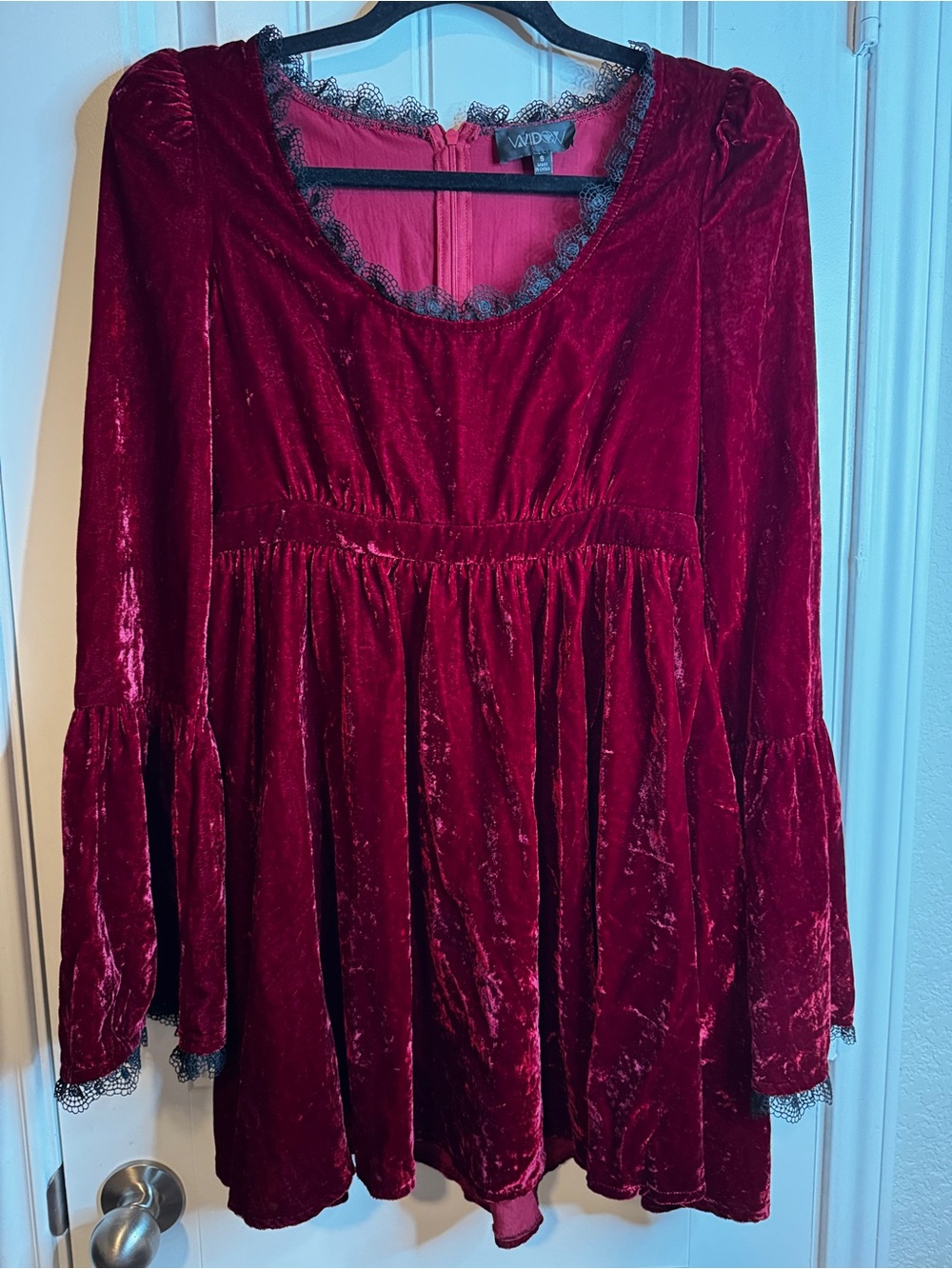 Widow velvet Dress Womens S Burgundy Red Black Lace Bell Sleeve Gothic witchy - Picture 4 of 8